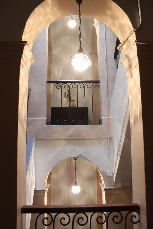 Palazzo Bufalari Appartamento In Centro Storico 시타델라피에베 외부 사진